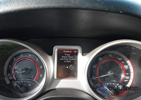 2013 Dodge Journey Sxt z USA, uszkodzony, nr VIN 3C4PDDBG8DT571295